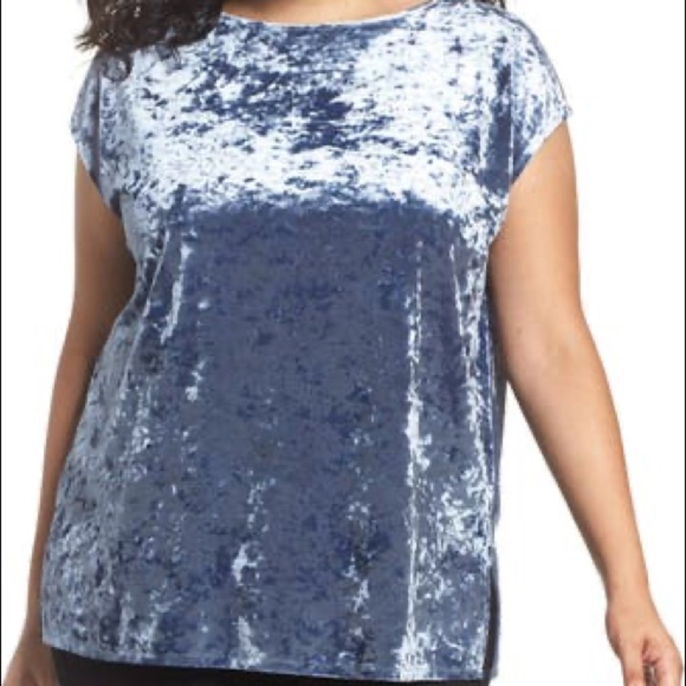 Vince Camuto Crushed Velvet Knit Top, size M